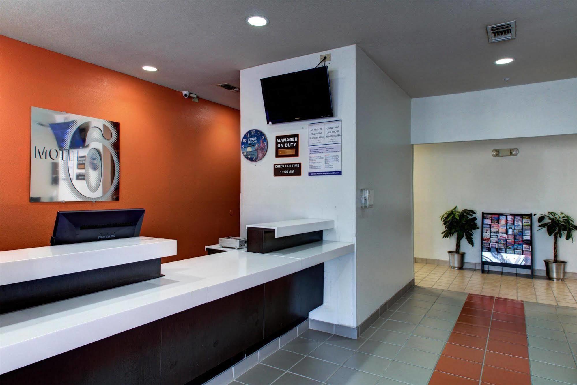 Motel 6 Waco - Woodway Zewnętrze zdjęcie